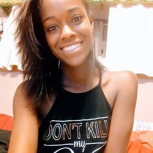 Meet your Posher, Camille